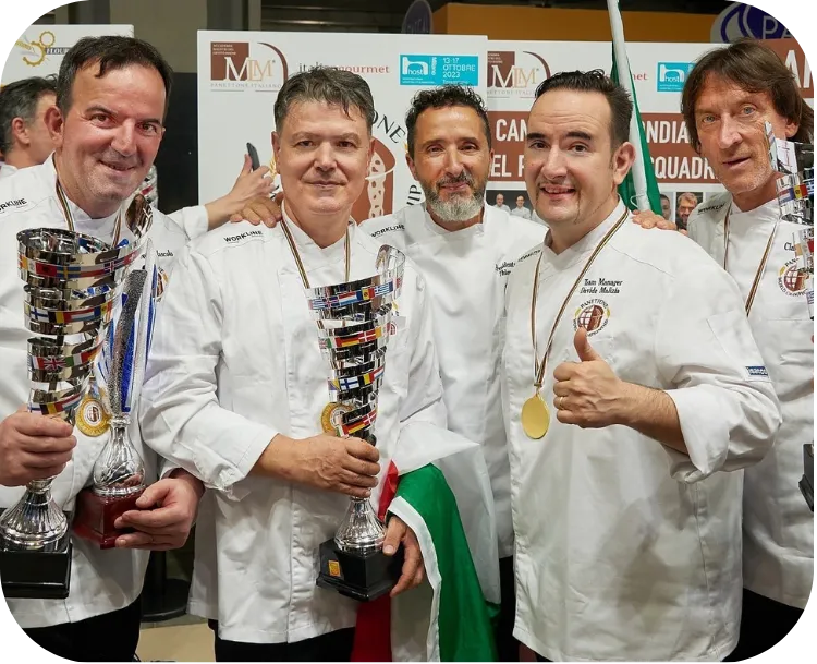 Aniello di Caprio e i maestri pasticcieri al Panettone World Championship
